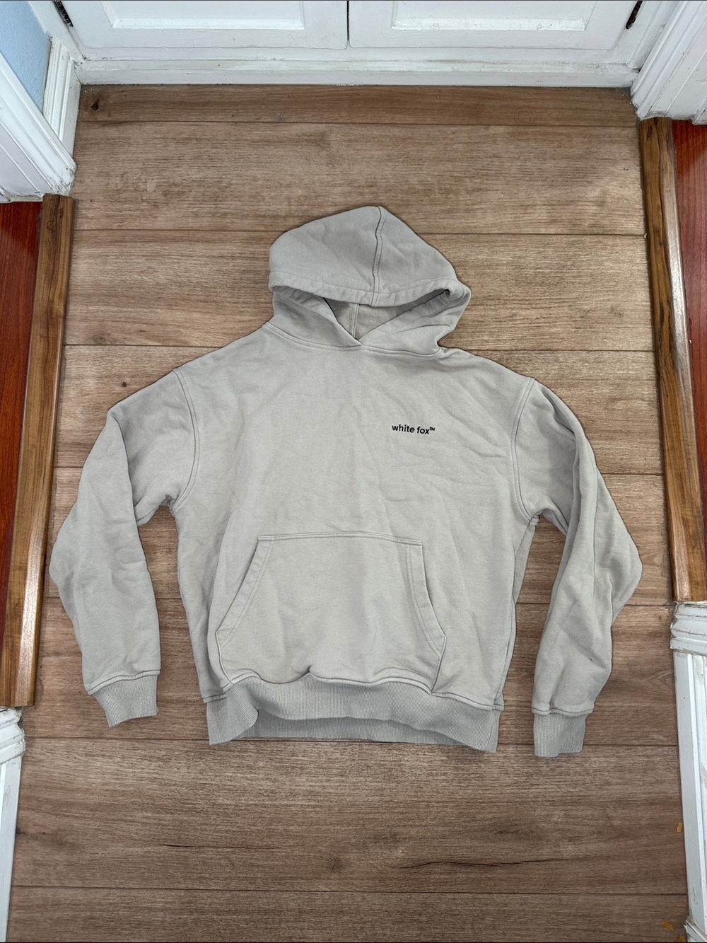 white fox hoodie - Picture 2 of 2